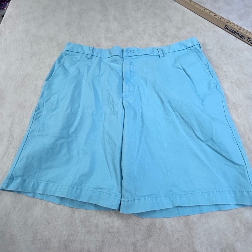 Izod Men's Flat Front Shorts - Light Blue